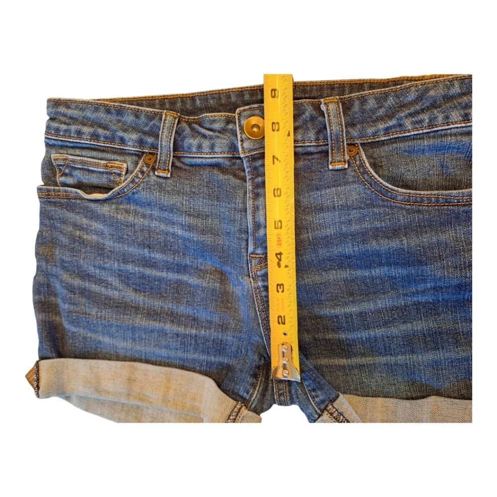 JCP Denim Shorts Stretch Low Rise Sewn Cuff 28 misses 6 with 3.5" inseam sz 28/6 - Picture 5 of 10